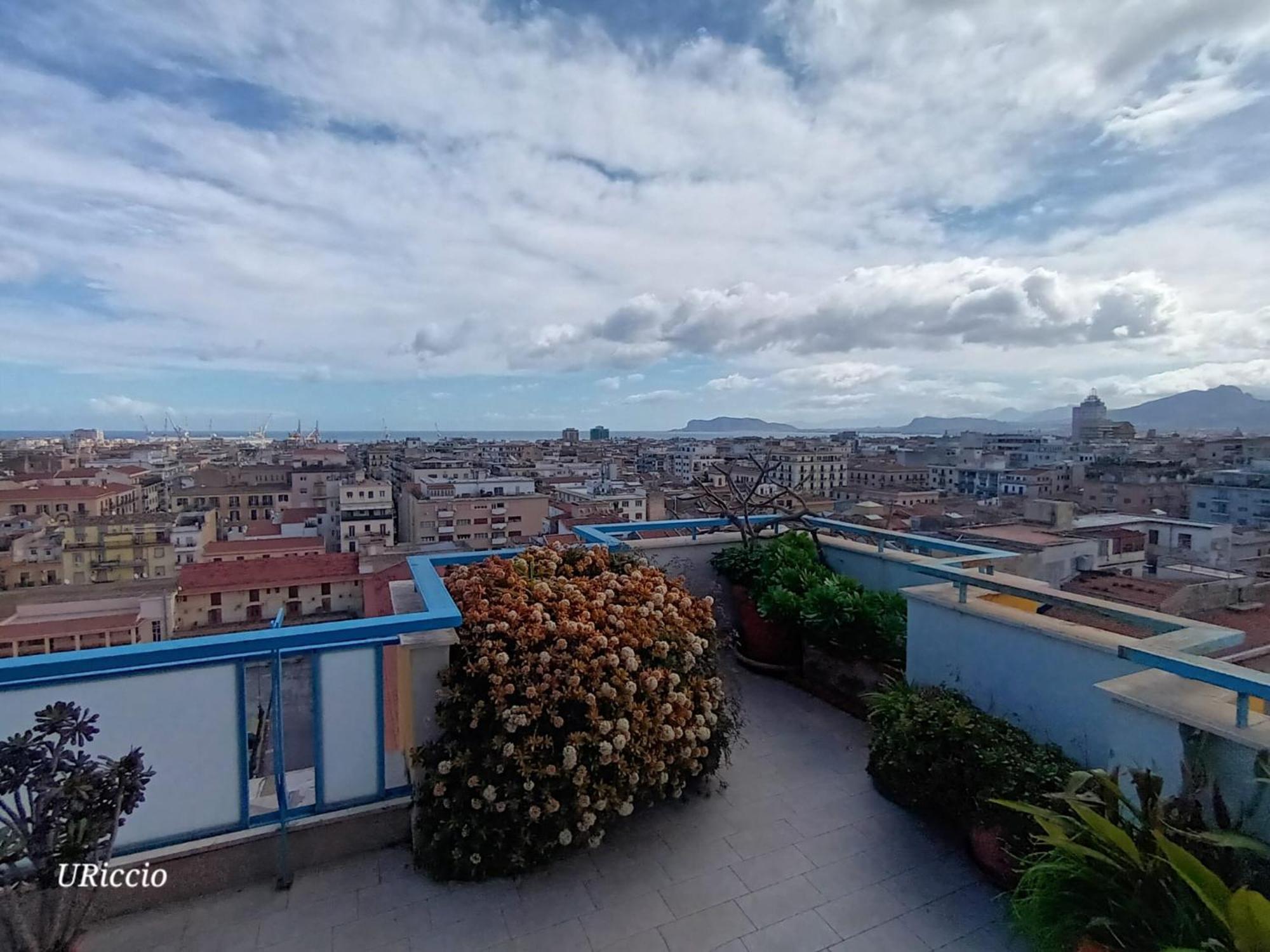 Casa Riccio Apartment Palermo Luaran gambar